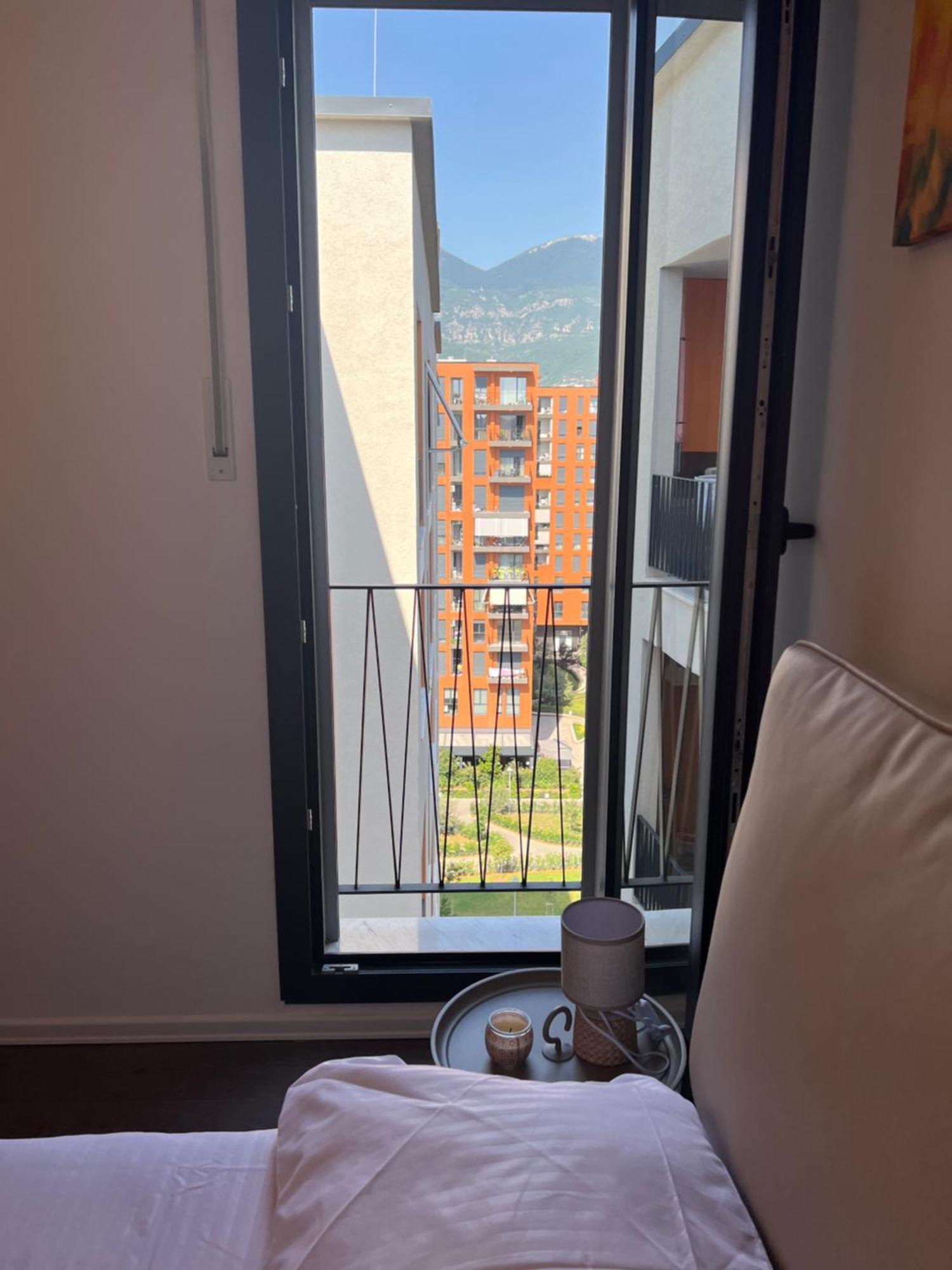 Zirkon City Rush Apartment Тирана Екстер'єр фото